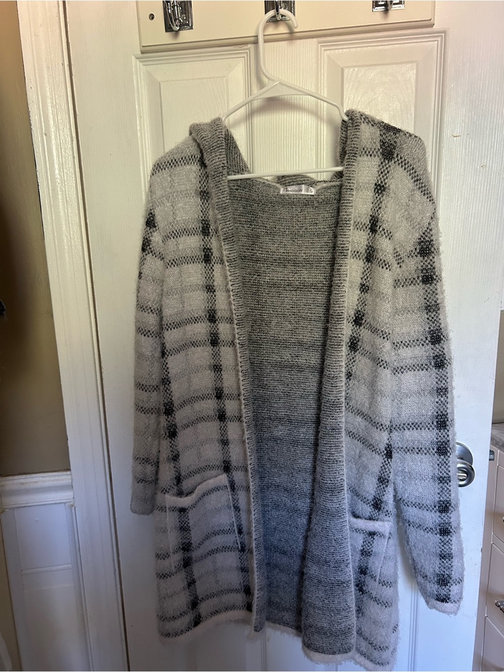 89th & Madison Gray Plaid Hooded Open-Front Cardigan